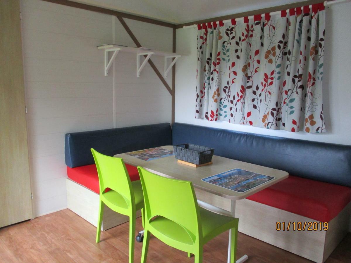 Les Mobile Home De Kerroyal Garlan Kültér fotó
