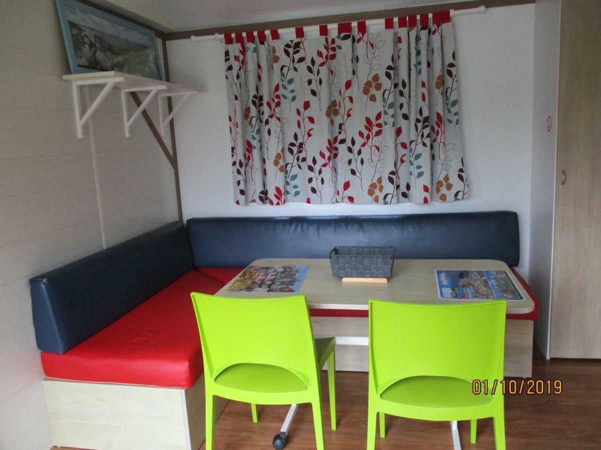 Les Mobile Home De Kerroyal Garlan Kültér fotó